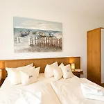 Kells Apartahotel Klink
