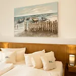 Kells Lägenhetshotell 4*
