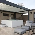 Aparthotel Kells 4*